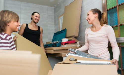Step-by-step furniture pick-up process in Storage Lambeth