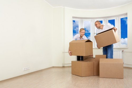 Various sizes of moving trucks available in Lambeth