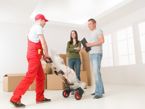 Storage Lambeth removalists unloading boxes at a new home
